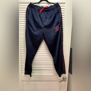 Gucc sweat suit